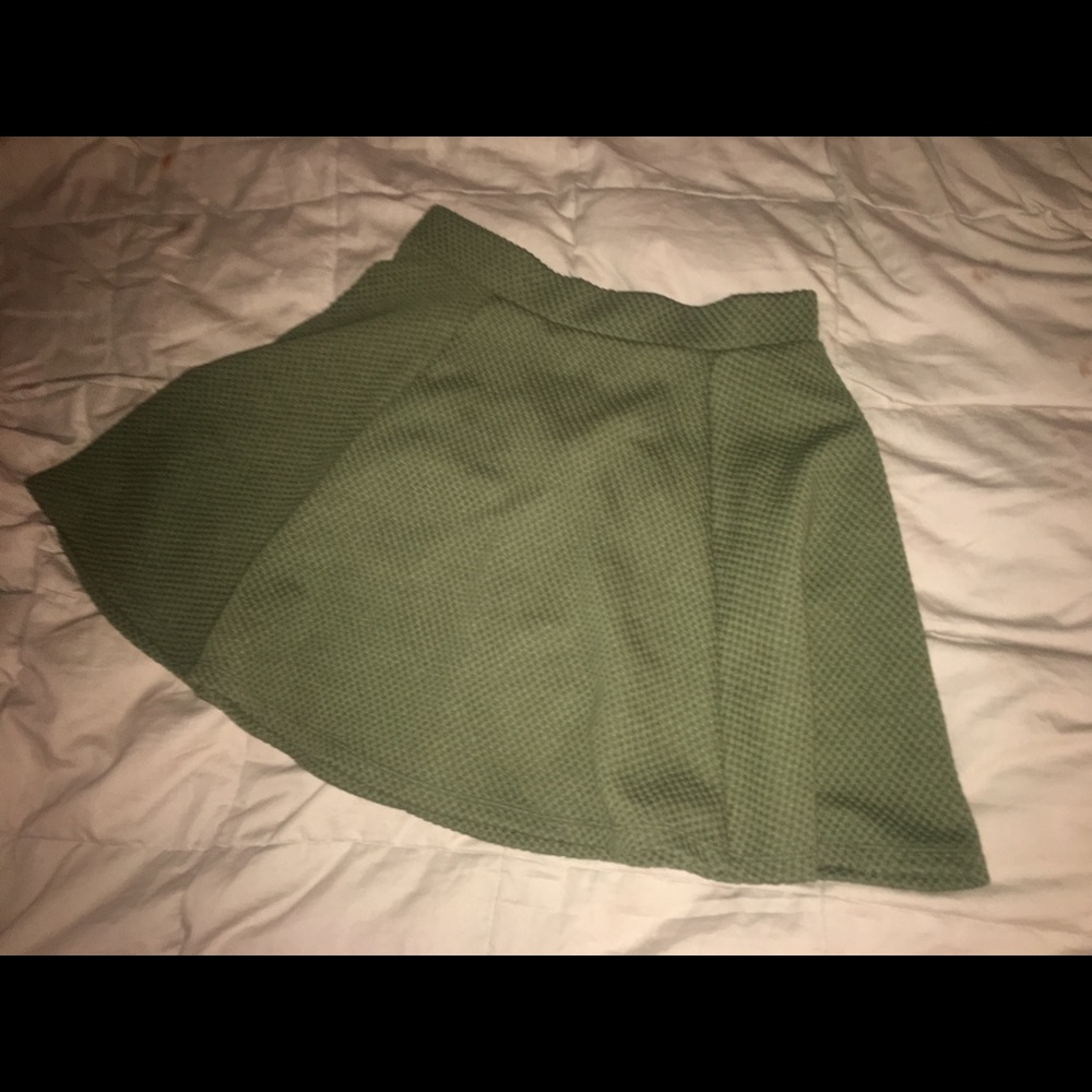 *PRICEDROP* H&M Divided Skater Skirt
